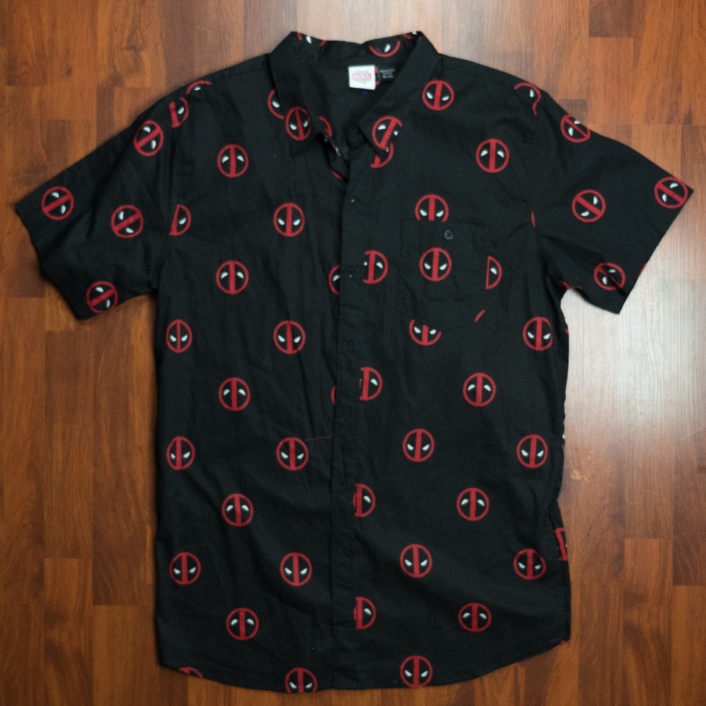 Deadpool Button Down Short Sleeve Shirt Mens XL
